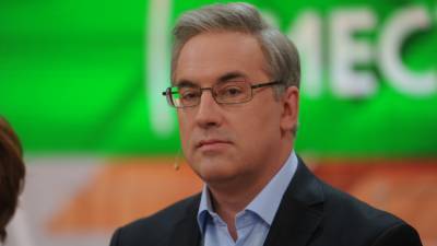 Андрей Норкин - Еврейский анекдот от Андрея Норкина заставил хохотать российских телезрителей - riafan.ru - Москва