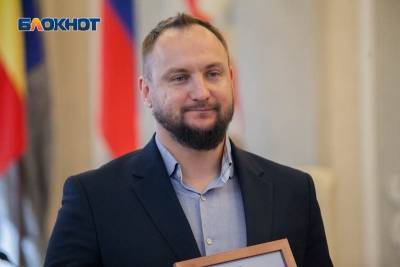 Владимир Брагин - Кандидата праймериз ЕР уличили в обмане жителей Волгодонска и готовящемся многомиллионном банкротстве - bloknot.ru - Ростовская обл. - Волгодонск
