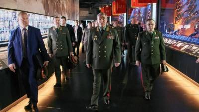 Валерий Герасимов - Артак Давтян - Россия призвала страны ОДКБ к активизации военного сотрудничества - polit.info - Москва - Армения - Белоруссия - Киргизия