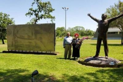 Бывшая жительница Барнаула добилась открытия памятника Гагарину на мысе Канаверал - tayga.info - Барнаул - Алтайский край - шт.Флорида