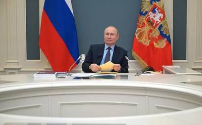 Владимир Путин - Врачи сообщили Путину, что у него появился хороший иммуный ответ после первой прививки вакцины от коронавируса - argumenti.ru