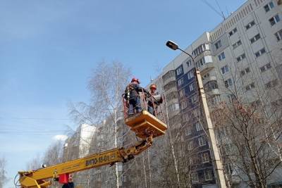 Жители Ярославля благодарят Ярэнерго за модернизацию уличного освещения - yar.mk.ru - Ярославль