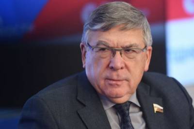 Валерий Рязанский - Сенатор оценил ситуацию с уровнем бедности в России - aif.ru