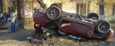 В Самаре Toyota опрокинулась после столкновения с трамваем - runews24.ru - Самара