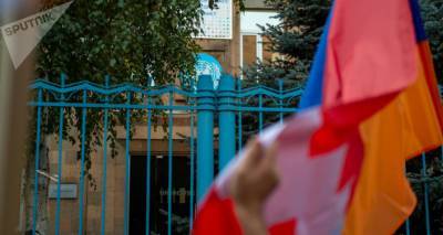 "Освободите наших детей из плена" - акция протеста перед зданиями ООН и посольства РФ - ru.armeniasputnik.am - Армения - Азербайджан - Женева