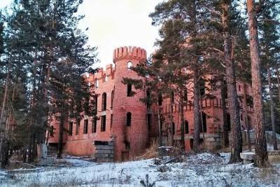 Участок с «замком»-долгостроем и лес около СибВО планируют отдать под застройку - chita.ru - Чита