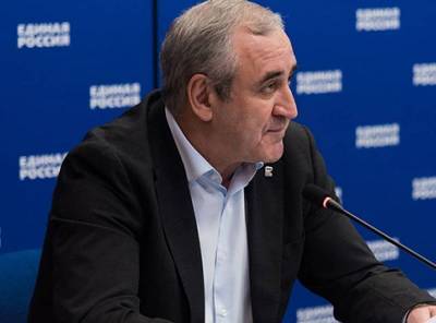 Сергей Неверов - Минтранс рассмотрит возможность выделения средств на ремонт дорог в Вязьме - rabochy-put.ru - Смоленская обл.