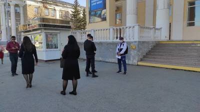 Алексей Навальный - В Кургане полиция задержала задержали горожанина, вышедшего с пикетом за Навального - znak.com - Курганская обл. - Курган