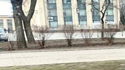 В ОРДО во всех «админзданиях» закладывают окна мешками с песком и усиливают охрану: опубликованы фотодоказательства - novostiua.news - Украина - Алексей
