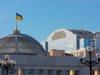 Владимир Зеленский - Верховная Рада поддержала уголовную ответственность за ложь в декларациях - 24tv.ua