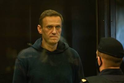 Алексей Навальный - Вадим Кобзев - Адвокат рассказал о состоянии Алексея Навального после двух недель голодовки - znak.com