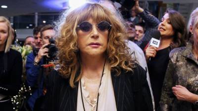 Алла Пугачева - Максим Галкин - Пугачева поддержала Манижу и ее песню "Русская женщина" - nation-news.ru