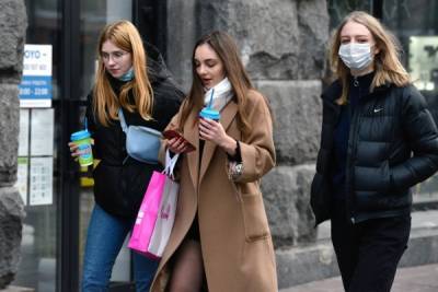 Владислав Жемчугов - Иммунолог: вакцинированные и переболевшие COVID-19 не распространяют коронавирус - govoritmoskva.ru - Москва