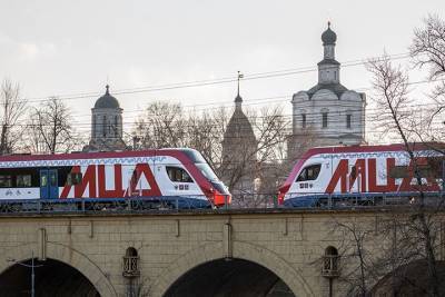Максим Ликсутов - МЦД перевезли с момента открытия двести миллионов пассажиров - vm.ru