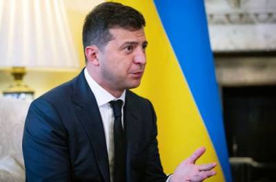 Володимир Зеленський - Зеленський заявив, що на діяльність КСУ впливали деякі депутати - from-ua.com