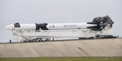 Тамара Песке - Акихико Хосидэ - NASA впервые использует многоразовые корабль и ракету для отправки экипажа на МКС - ruposters.ru