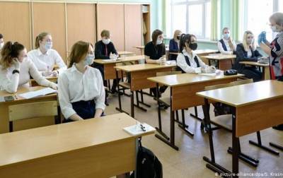 В Луцке учительница заставила детей раздеться до белья - korrespondent.net - Луцк