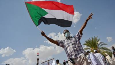 Военный обозреватель: США санкциями отреагировали на гумпомощь Судану из РФ - newinform.com - Москва - США - Вашингтон - Судан - г. Хартум