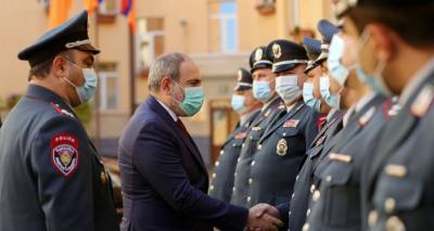 Полиция смогла предотвратить кровопролитие – Пашинян поблагодарил ведомство - ru.armeniasputnik.am - Армения