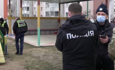 Тайник с "запрещенкой" обнаружили в Харькове, фото: "владельцу светит 7 лет за решеткой" - kharkov.politeka.net - Харьковская обл. - Харьков