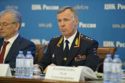 Александр Горовой - В России завели более 80 дел о заражении COVID-19 по неосторожности - pnp.ru