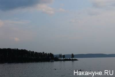 На озере Тургояк автомобиль с рыбаками провалился под лед - nakanune.ru - Миасс