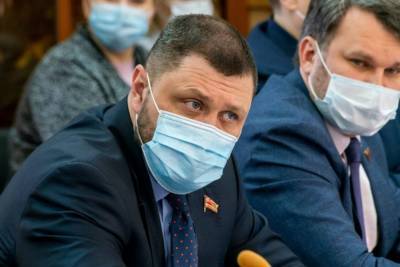 Челябинские коммунисты раскритиковали законопроект о реновации - znak.com - Челябинская обл. - Челябинск
