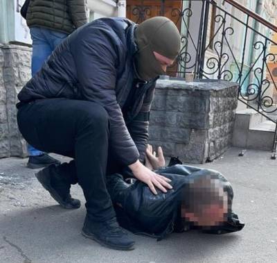 В Киеве за взятку задержали начальника отдела криминальной полиции - news.bigmir.net - Киев