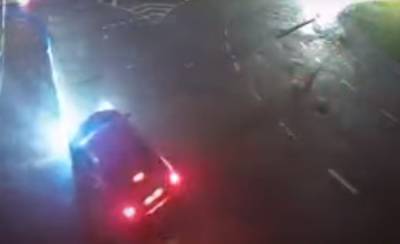 Пьяная 18-летняя украинка наделала беды за рулем: момент страшной аварии попал на видео - politeka.net - Львов