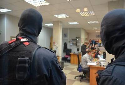 Электронная подпись стала оружием против россиян. По стране прошла серия обысков - safe.cnews.ru