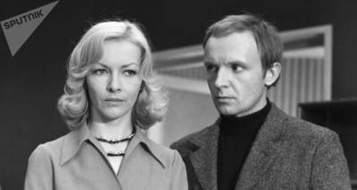 Андрей Кончаловский - Эльдар Рязанов - Дочь Рязанова скептически оценила новость о голливудском ремейке "Иронии судьбы" - ru.armeniasputnik.am