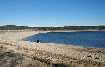 Водный кризис в Крыму: стало известно об еще одном обмелевшем водохранилище - charter97.org - Крым - район Белогорский