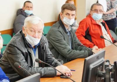 В мэрии Сыктывкара прошли публичные слушания по перераспределению полномочий в градостроительстве и землепользованию - komiinform.ru - Сыктывкар