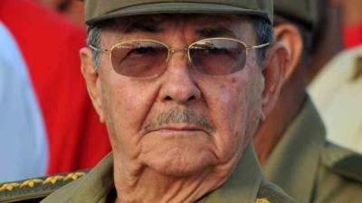 Рауль Кастро - Аглая Чайковская - Рауль Кастро объявил о своей отставке - politros.com - Куба