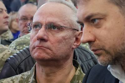 Руслан Хомчак - Главком ВСУ призвал не сеять панику и не создавать вооруженные формирования - lenta.ru