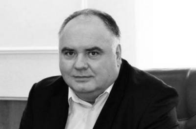 Виталий Кличко - Виктор Смирнов - От ковида умер глава Подольского района Киева - from-ua.com - Киев