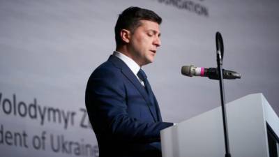 Владимир Зеленский - Ангела Меркель - Эммануэль Макрон - Штеффен Зайберт - Польский политолог объяснил, к чему приведут попытки Зеленского сыграть "крутого парня" - newinform.com - Украина