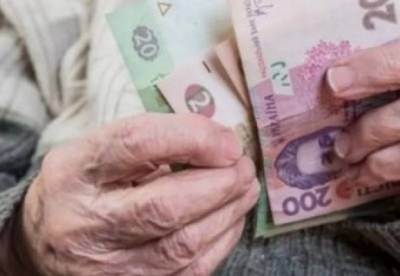 Украинцам до конца года еще трижды повысят пенсии - facenews.ua