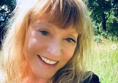Алла Пугачева - Пугачева показала, как ее завалили цветами на день рождения: Я счастливая женщина! - kp.ua