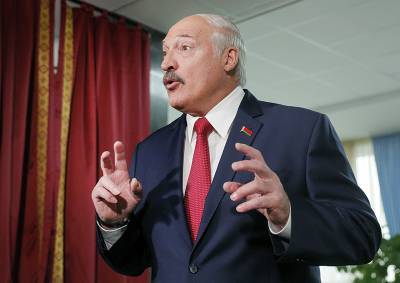 Александр Лукашенко - Лукашенко заинтриговал странным заявлением - tvc.ru