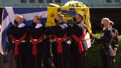 Елизавета II - принц Филипп - Вадим Наумов - Украинские журналисты связали похороны принца Филиппа с "русским следом" - nation-news.ru - Англия - Греция