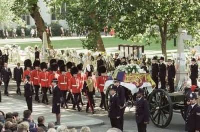 королева Виктория - принц Филипп - Как в Британии хоронили королев и принцесс: что необычного клали в гробы - from-ua.com - Англия