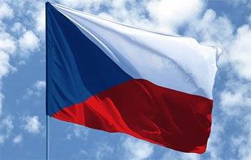 Андрей Бабиша - Чехия высылает 18 российских дипломатов, связанных с военной разведкой РФ - charter97.org