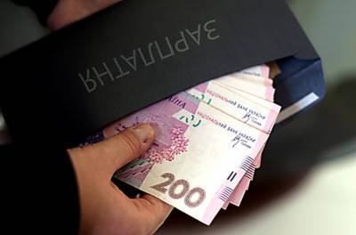 Каждая вторая украинская компания готова повышать зарплаты сотрудникам – НБУ - ru.slovoidilo.ua
