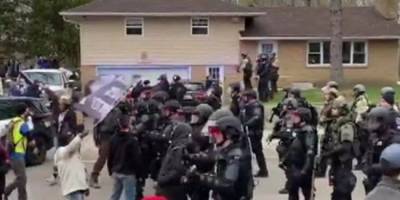 В США неделю не стихают протесты из-за убийства полицией темнокожего Райта - eadaily.com
