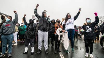Полиция задержала более 100 протестующих за нарушение комендантского часа в Миннесоте - polit.info - США - шт. Миннесота