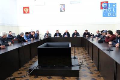 В Табасаранском районе обсудили вопросы сбора и вывоза твердых коммунальных отходов - mirmol.ru - район Табасаранский