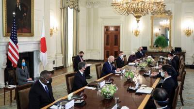 Есихидэ Суг - Джо Байден - Джо Байден проводит в Белом доме переговоры с премьер-министром Японии - golos-ameriki.ru - Вашингтон - Токио - Гонконг - Япония