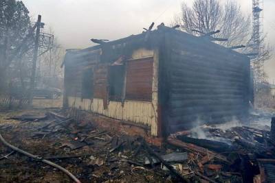 Одновременно в разных концах Починковского района в субботу горели два строения - mk-smolensk.ru - район Починковский
