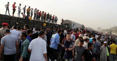 4-кратное превышение скорости стало причиной крушения поезда в Египте - ren.tv - Египет